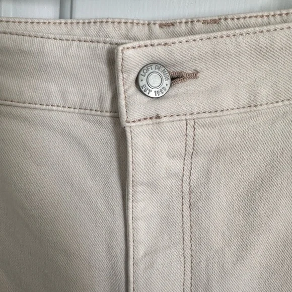 Loft Jeans - Beige - Size 32 NWT - Picture 3 of 6
